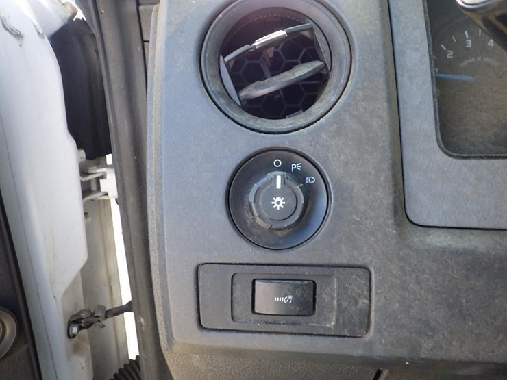 2013-ford-f150-image-26