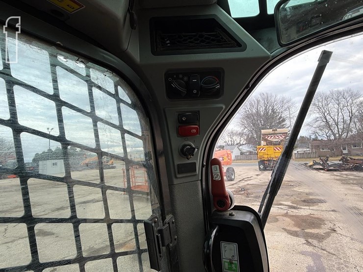 2021-caterpillar-299d3-xe-image-12