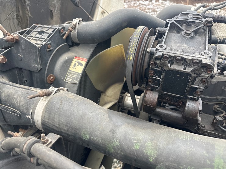 1998-massey-ferguson-8-image-57