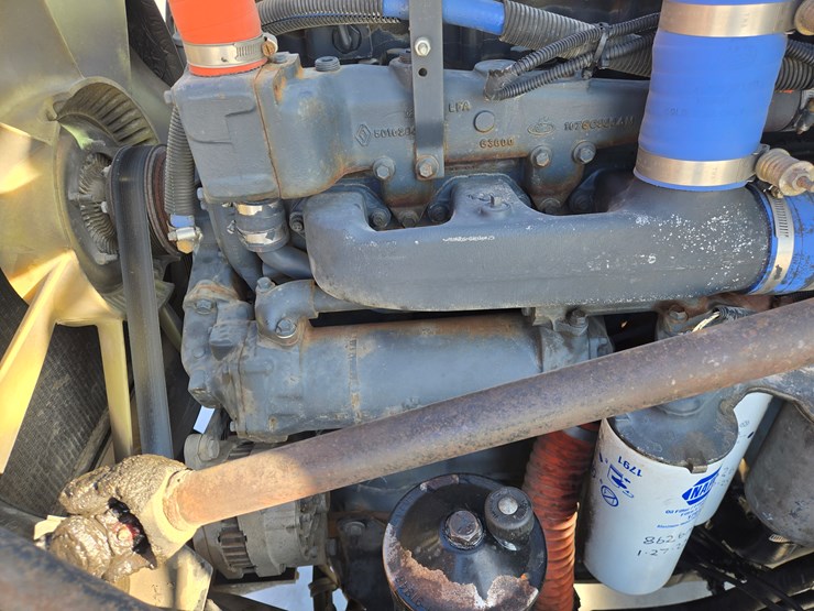 2000-mack-rd688s-image-45