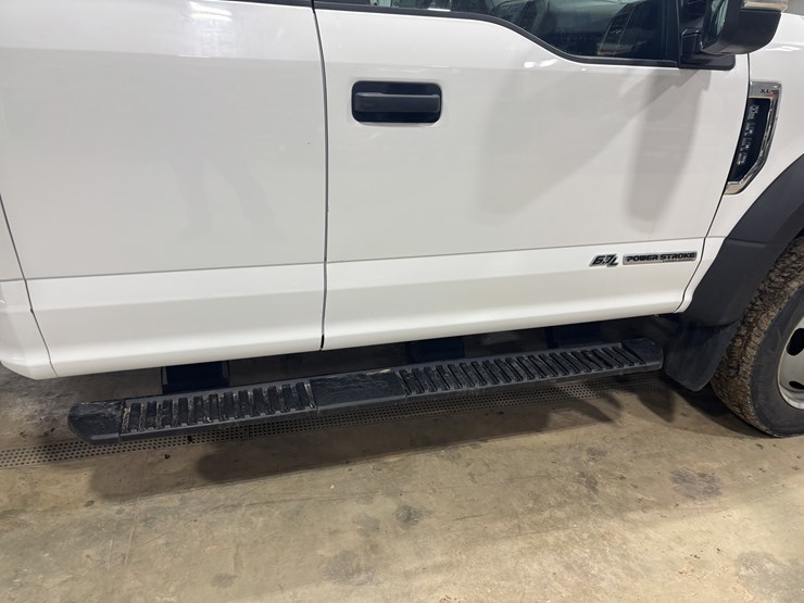 2022-ford-f550-sd-image-19