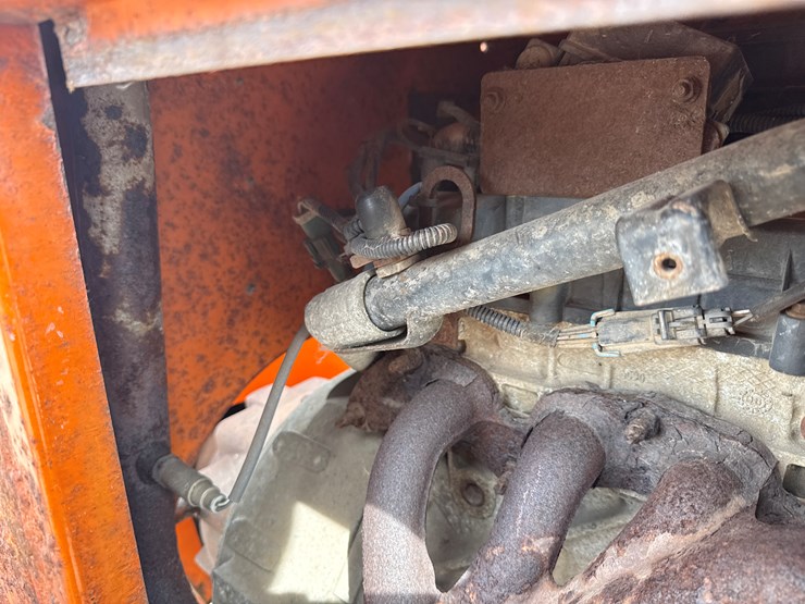 2009-massey-ferguson-8-image-15