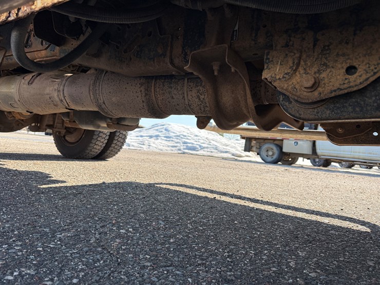 2014-ford-f550-xl-image-43