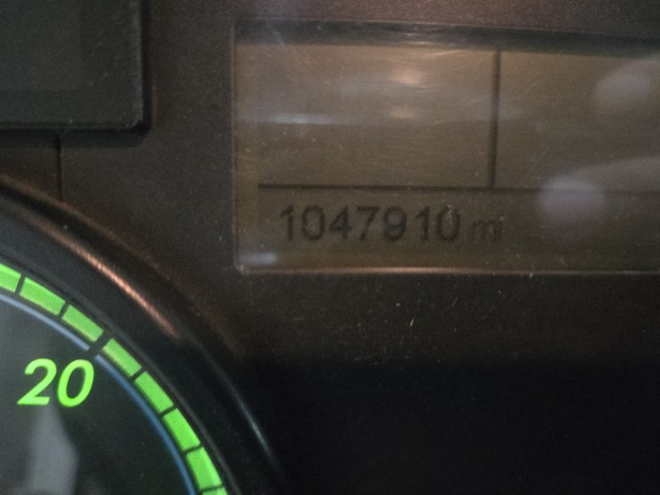 #2295-•-2016-freightliner-cascadia-day-cab-truck-tractor-image-63