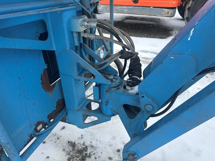 2005-massey-ferguson-8-image-14