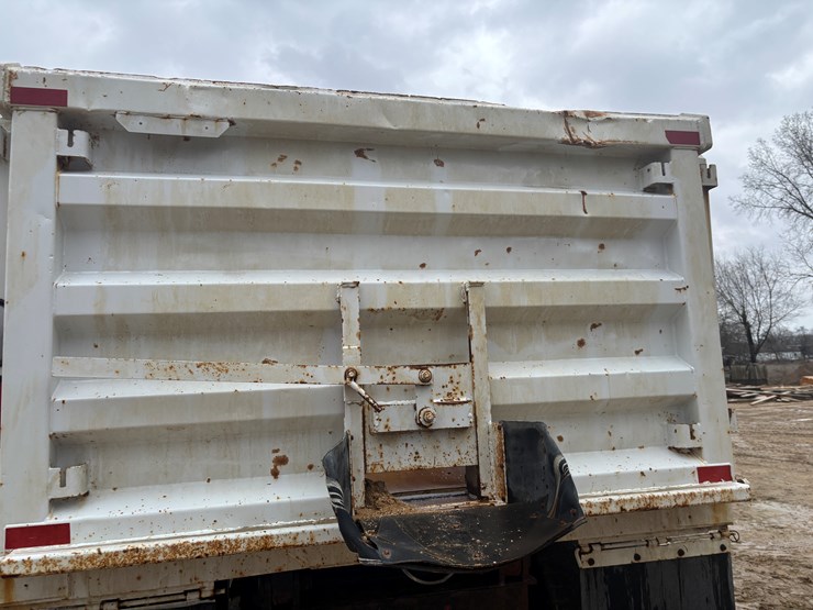 1997-ford-lt8000-image-54