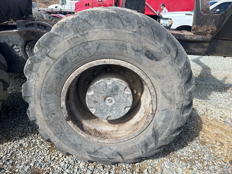 2007-timberpro-tf830-image-93