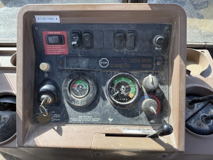 1997-deere-310e-image-24