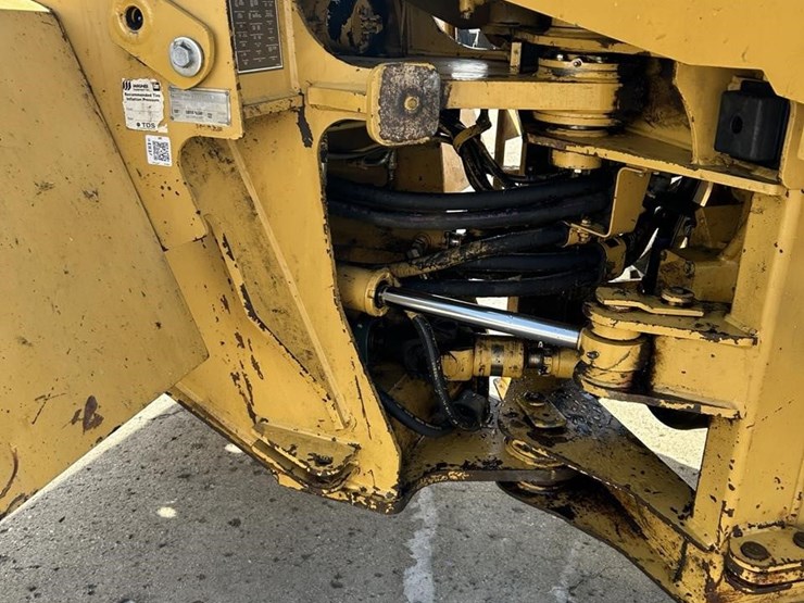 2000-caterpillar-938g-image-51