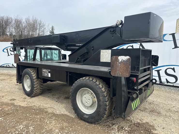 massey-ferguson-8-image-3