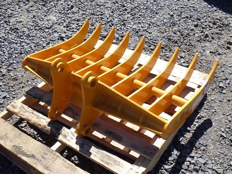 caterpillar-307-image-3