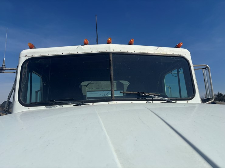 1994-international-9400-image-15