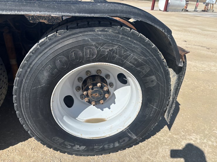 1994-international-9400-image-106