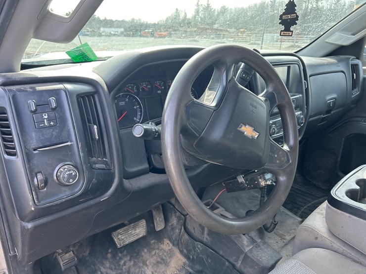 2018-chevrolet-2500-image-52