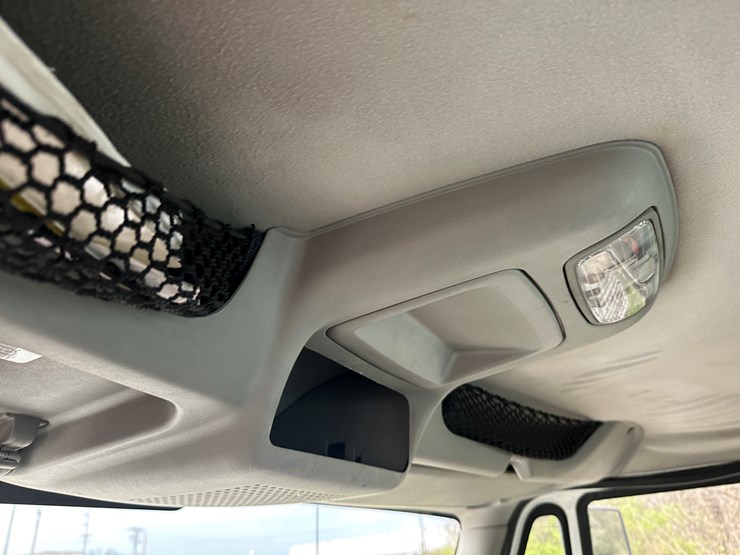 2007-international-7600-image-52