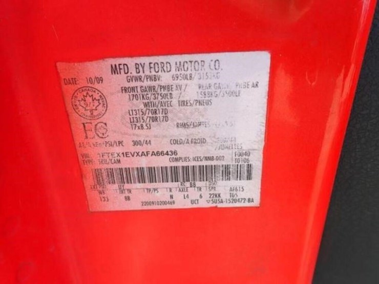 2010-ford-f150-raptor-image-9