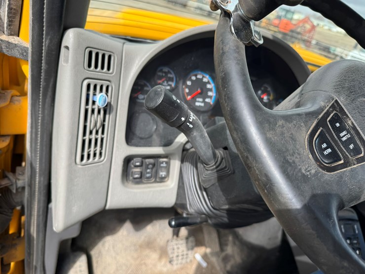 2009-international-workstar-7500-image-82