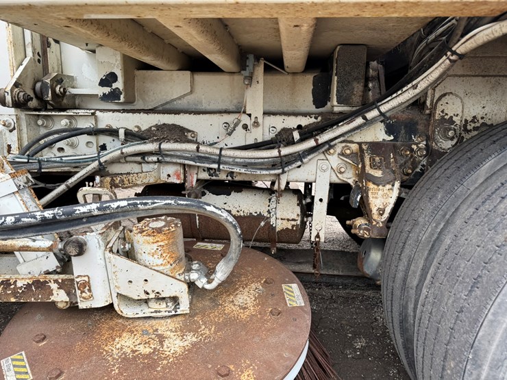 1997-elgin-eagle-e-image-37