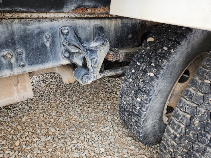 2006-ford-f650-image-33