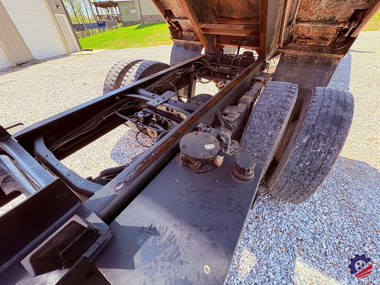 2007-international-7400-image-62