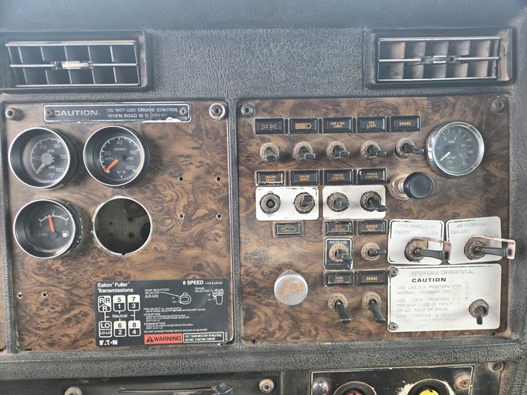 1993-kenworth-t800-image-81