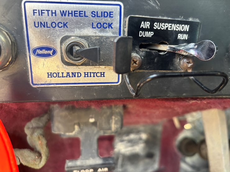 1994-international-9400-image-52