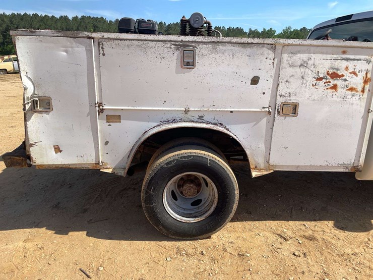 1999-ford-f350-image-18