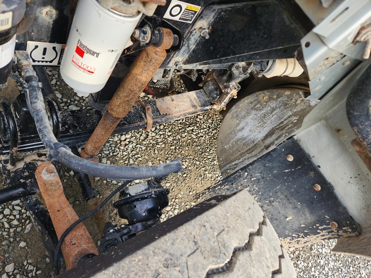 2016-kenworth-t400-image-37