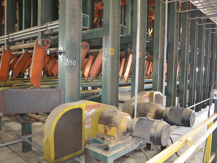 2015-usnr-83-bay-bin-sorter-w/infeed-incline-chain-w/catwalk-and-steps-on-both-sides-of-sorter-image-7