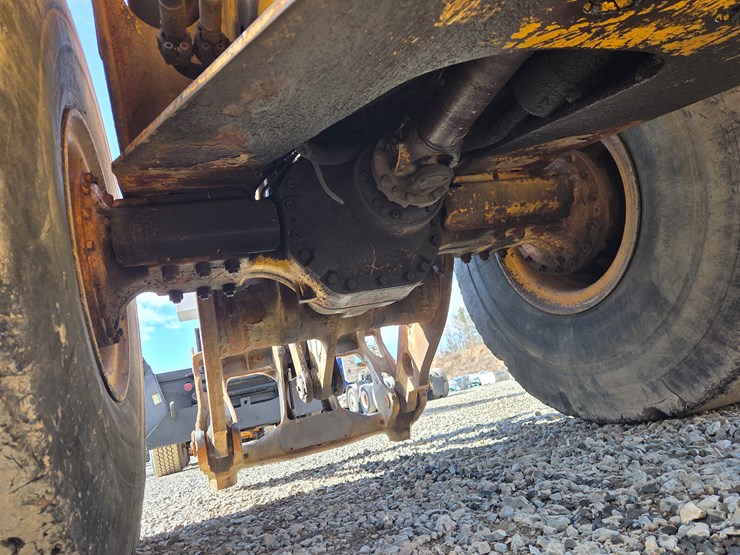 volvo-l120d-image-52