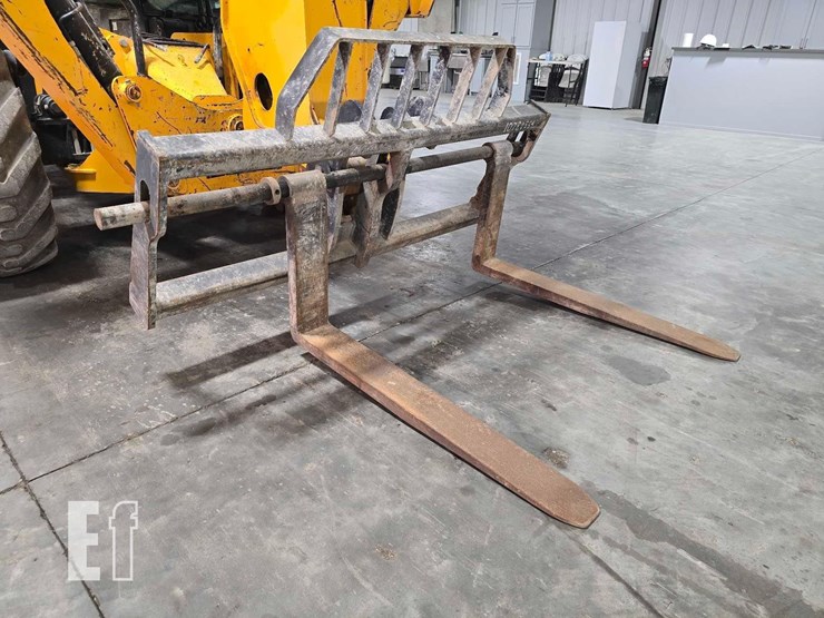 2018-jcb-510-56-image-10