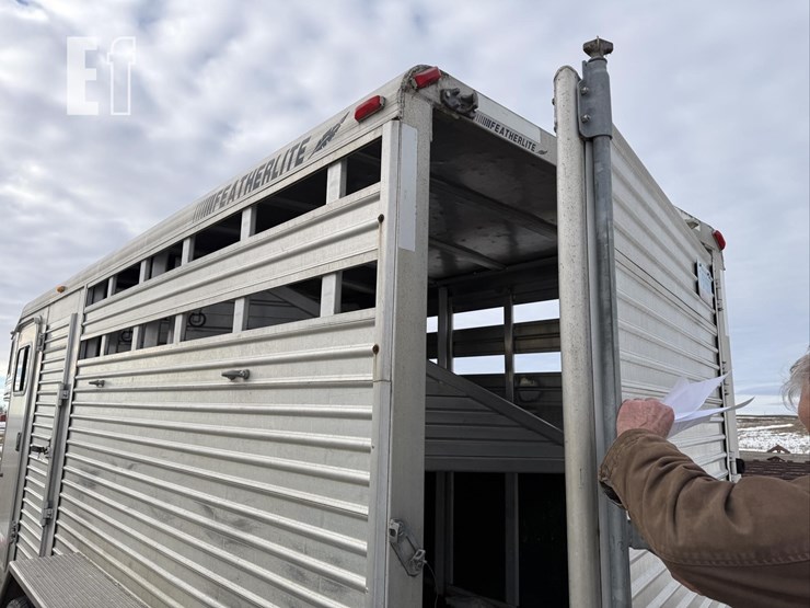 2001-featherlite-16-ft-image-38