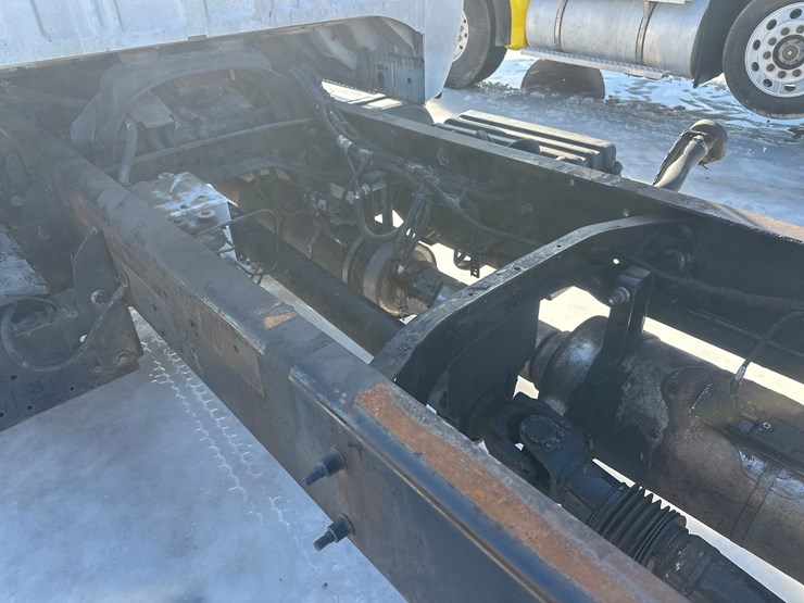 2012-ford-f650-image-19