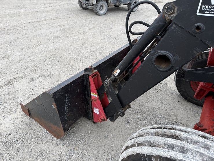 international-986-image-4