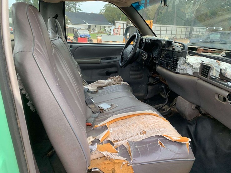 1996-dodge-ram-2500-image-17