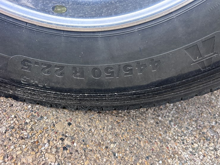 2000-peterbilt-379-image-78