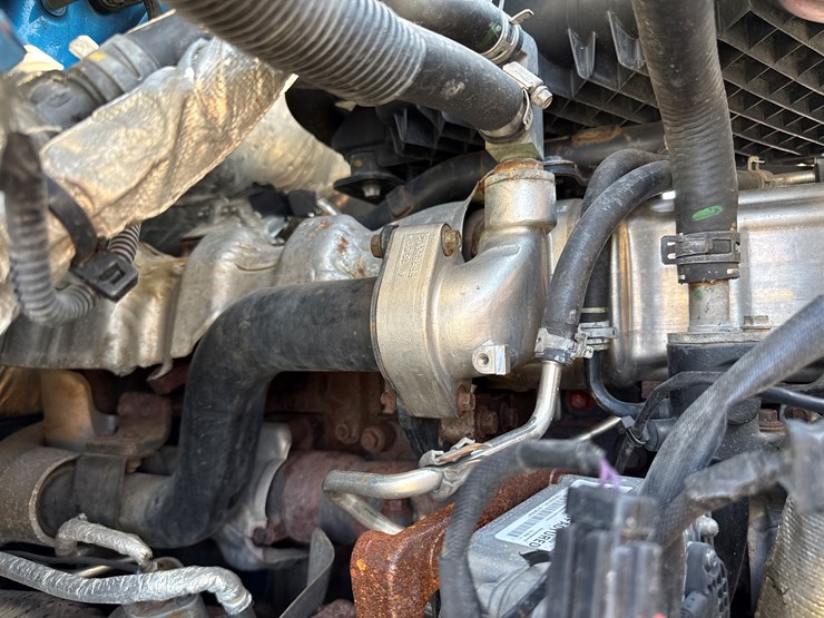 #2199-•-2020-international-a26-sleeper-cab-truck-tractor-image-62