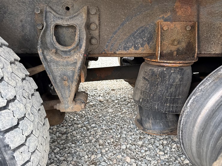 1999-international-4900-image-57