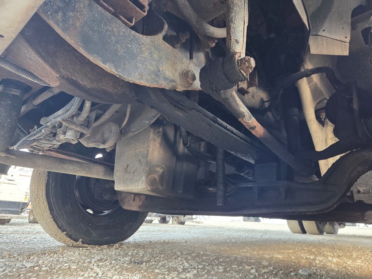 2005-caterpillar-c13-image-40