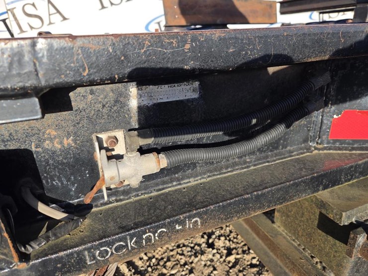 2006-massey-ferguson-8-image-39