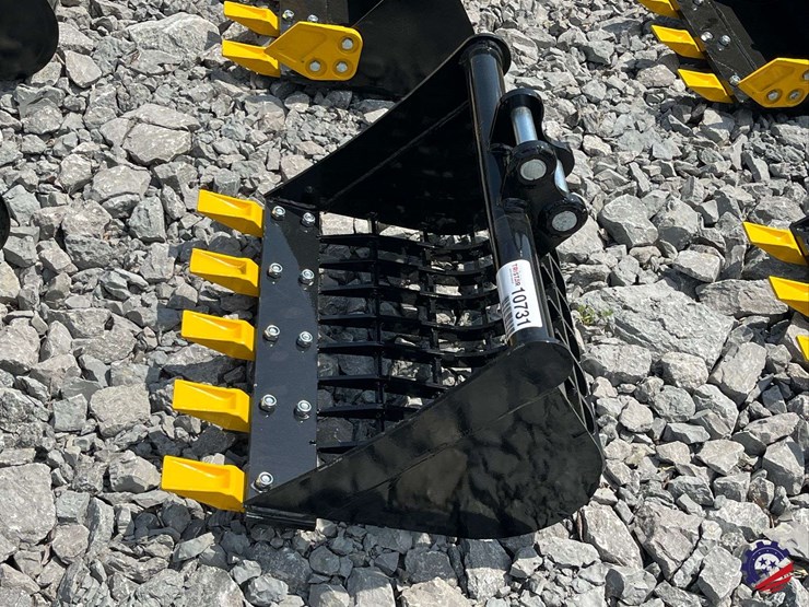 unused-2026-ce-24"-grid-bucket-image-2