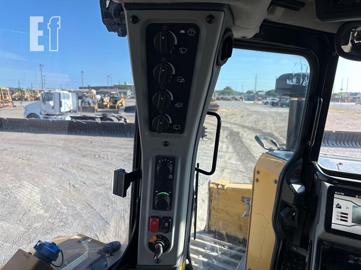 2019-caterpillar-d6-xe-lgp-image-26