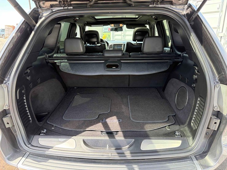 2015-jeep-grand-cherokee-image-9