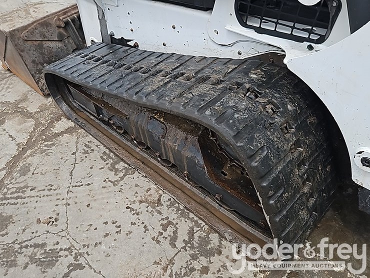 2019-bobcat-t740-image-20