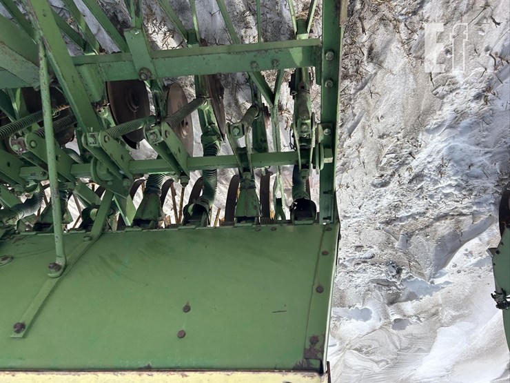 john-deere-2550-image-9