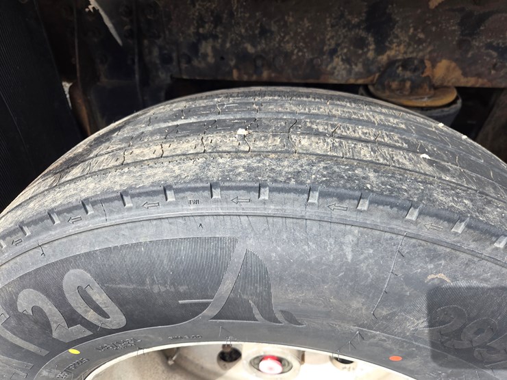 2005-massey-ferguson-8-image-93