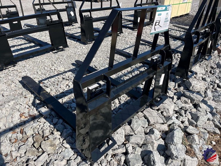 2026-mower-king-sa-skid-steer-forks-attachment-image-3