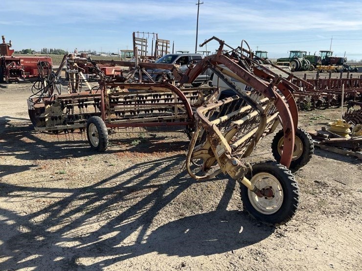 new-holland-260-image-4