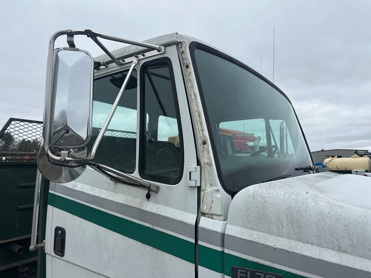 1998-massey-ferguson-8-image-11