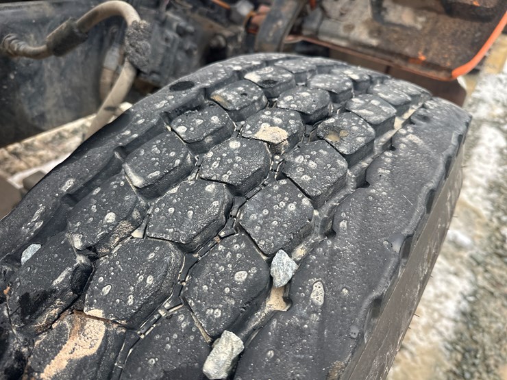 1997-massey-ferguson-8-image-64